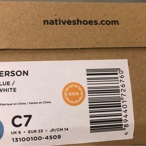 Brand New Toddler Natives size 7